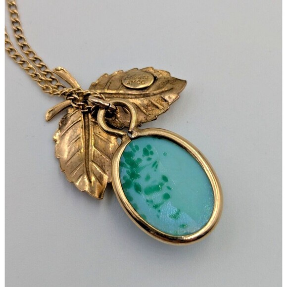 Vintage Amco 12K Yellow Gold Filled Green Pekin Glass Set Necklace Earrings - Picture 12 of 16